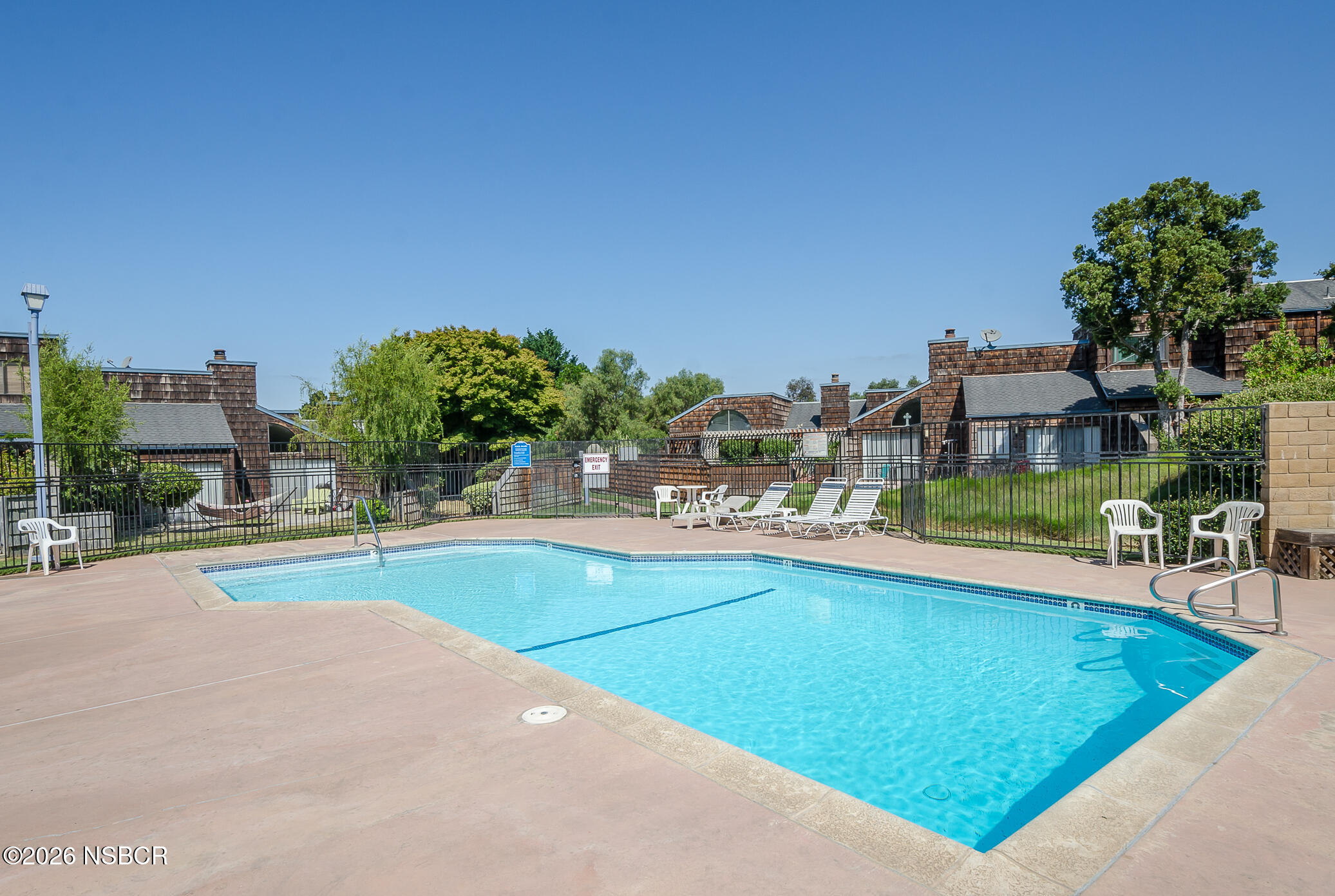 1412 Oakridge Park Road Santa Maria, CA 93455 - Photo 29 of 35 a view of a swimming pool and a terrace