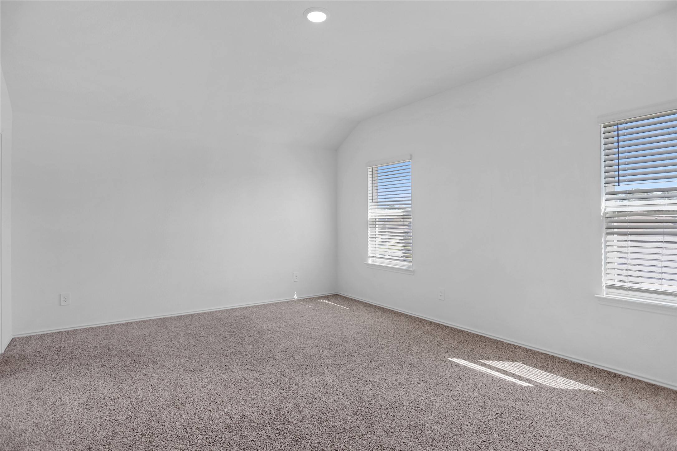 24311 Saddlestone Green Dr Spring Spring, TX 77373 - Photo 17 of 36 an empty room with a window