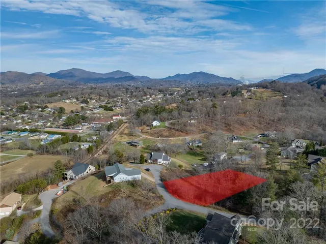 $58,000 | 0 Midway Crossing Drive, Unit 15, Clyde, NC 28721