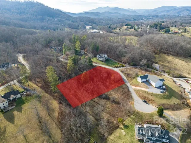 $58,000 | 0 Midway Crossing Drive, Unit 15, Clyde, NC 28721