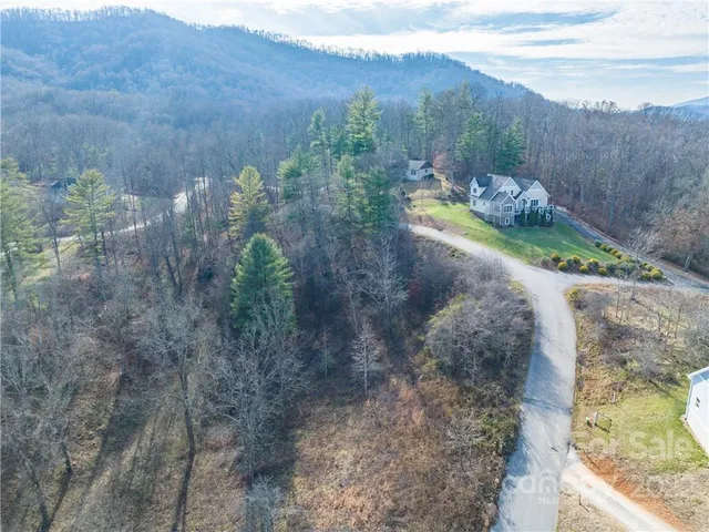 $58,000 | 0 Midway Crossing Drive, Unit 15, Clyde, NC 28721