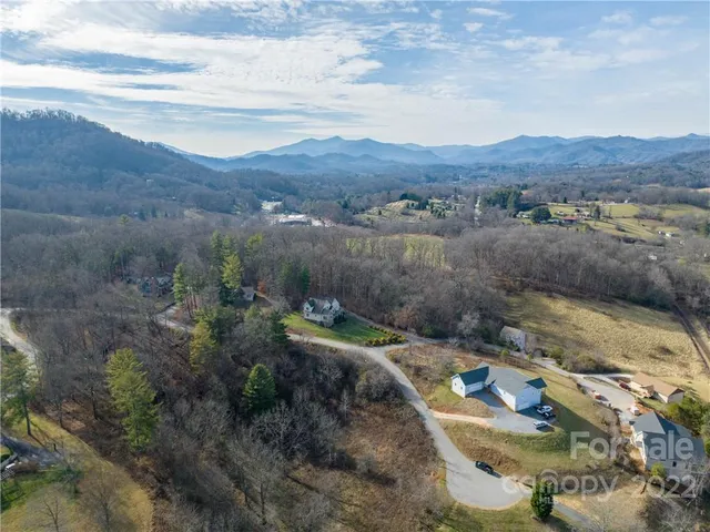 $58,000 | 0 Midway Crossing Drive, Unit 15, Clyde, NC 28721