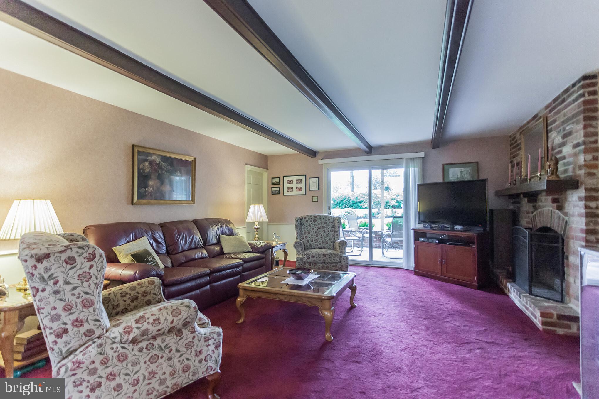 218 New Road Churchville, PA 18966 - Photo 17 of 28 Family room with fireplace