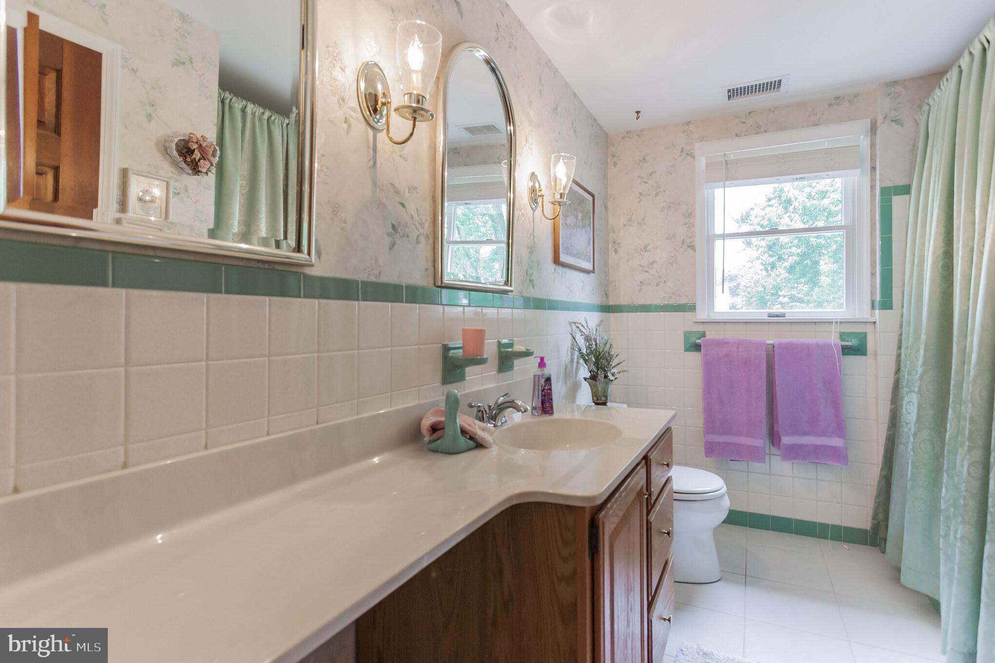 218 New Road Churchville, PA 18966 - Photo 24 of 28 Hall Bath