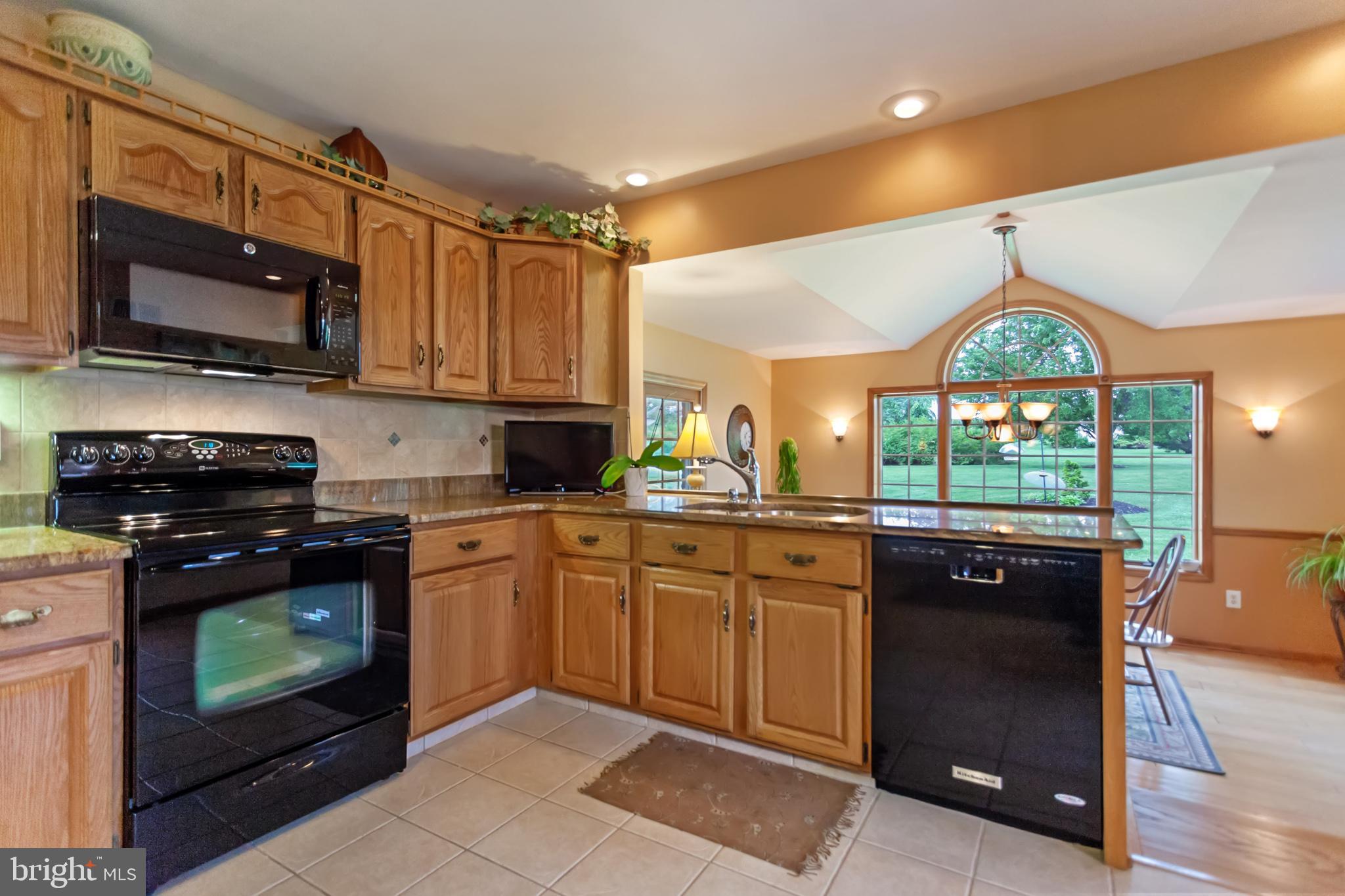 218 New Road Churchville, PA 18966 - Photo 10 of 28 Kitchen overlooking breakfast room