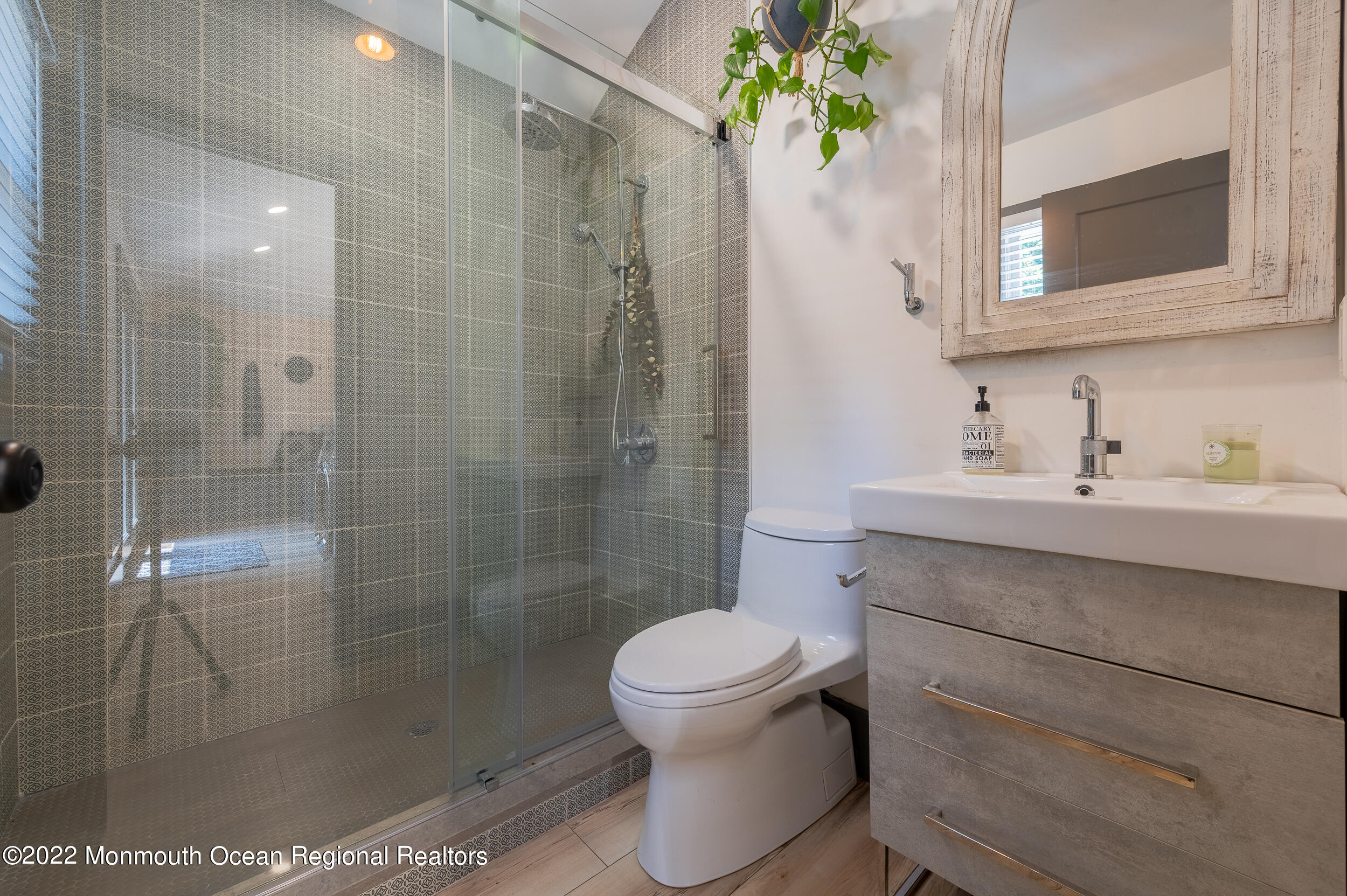 111 Bethany Road Holmdel, NJ 07733 - Photo 22 of 39 Bath 1