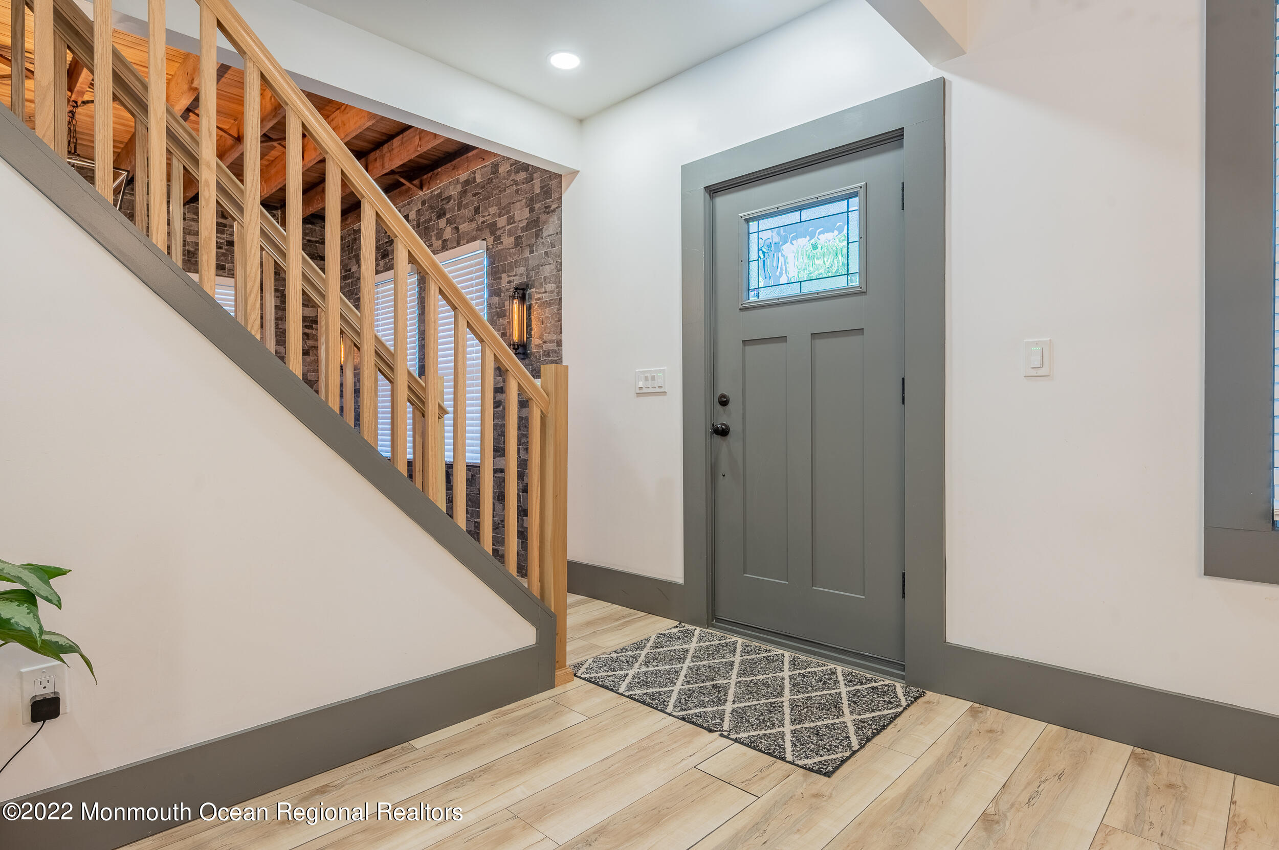 111 Bethany Road Holmdel, NJ 07733 - Photo 3 of 39 Foyer 2