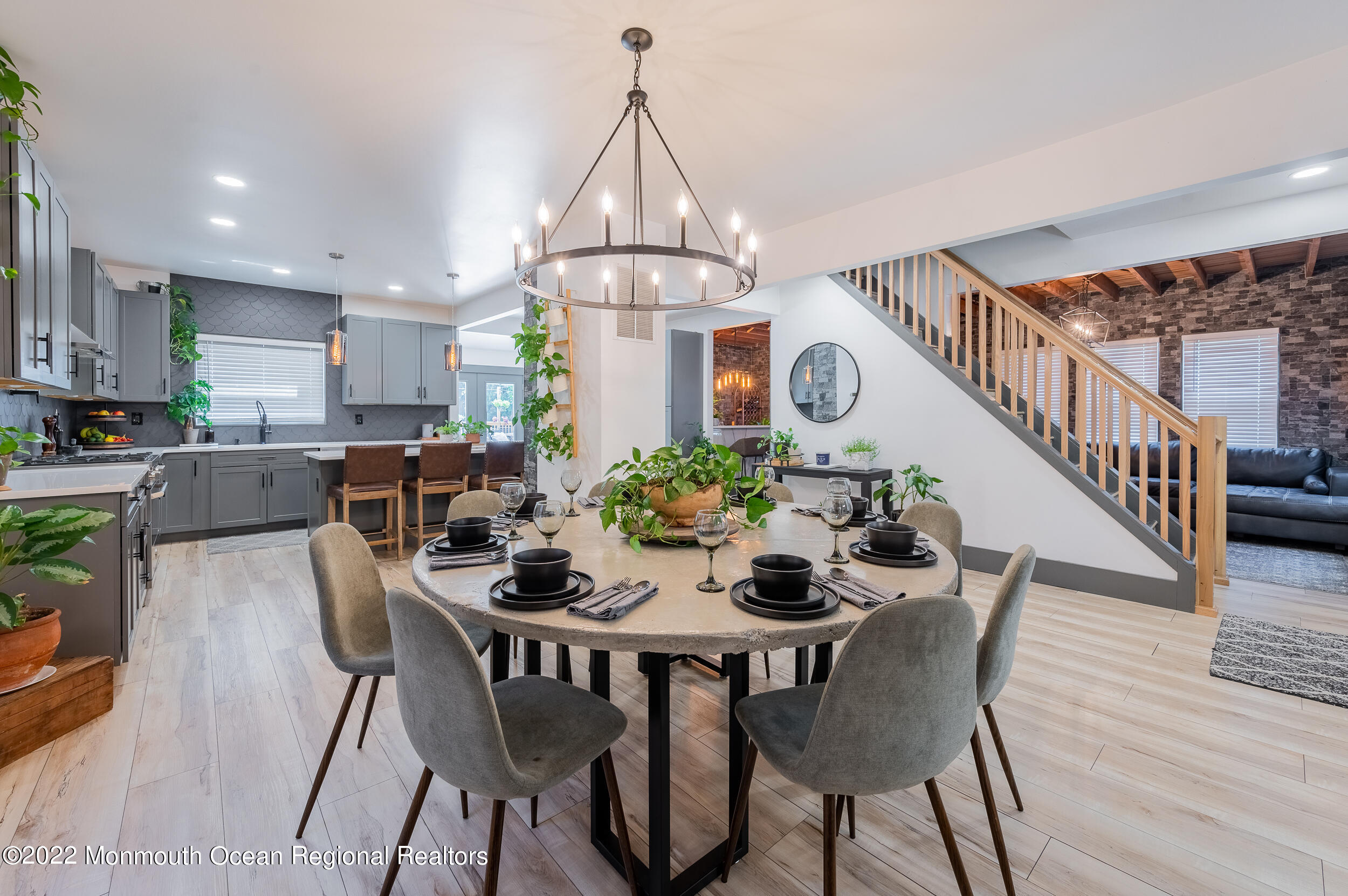 111 Bethany Road Holmdel, NJ 07733 - Photo 4 of 39 Dining 4