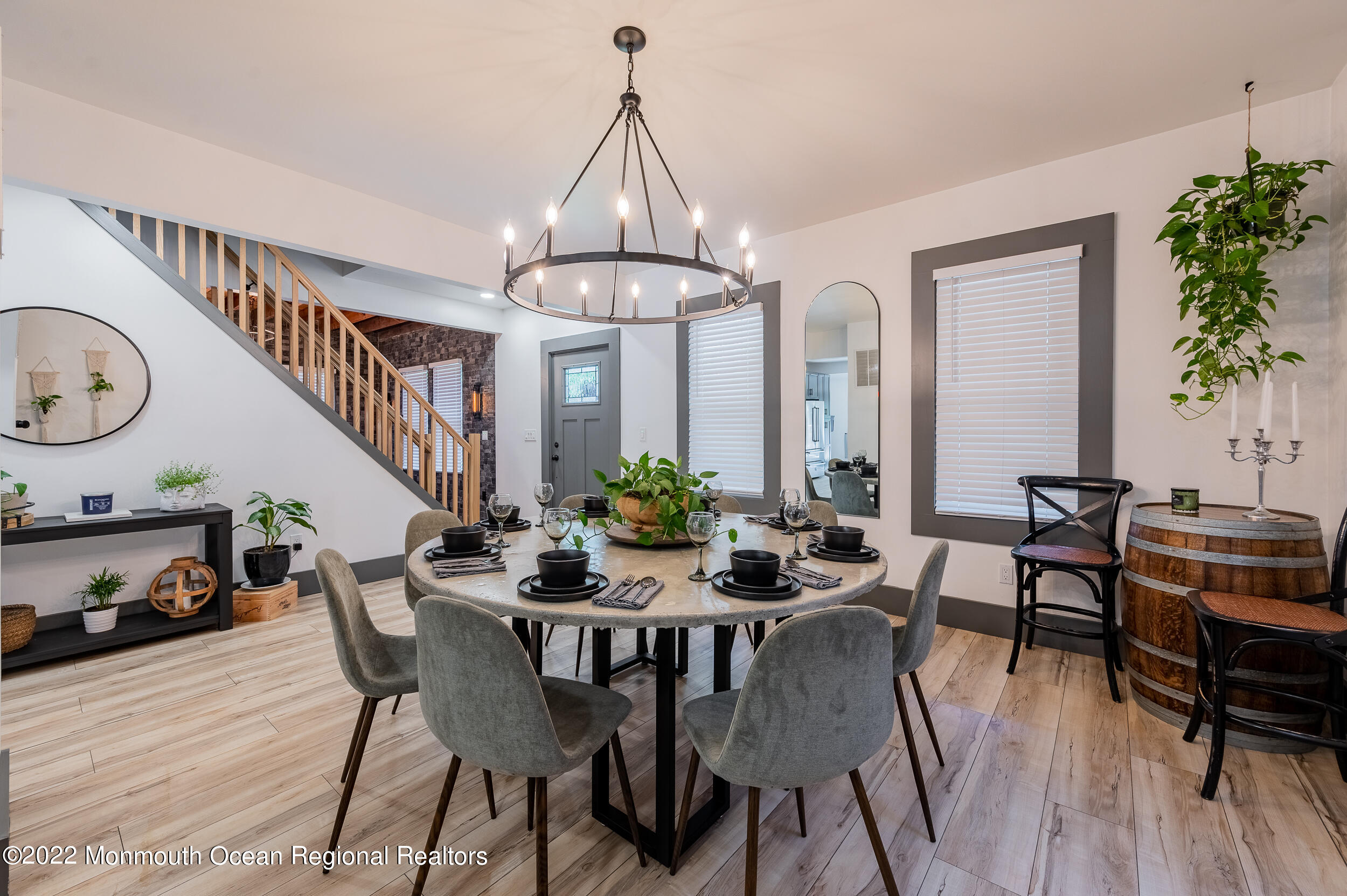 111 Bethany Road Holmdel, NJ 07733 - Photo 5 of 39 Dining 3