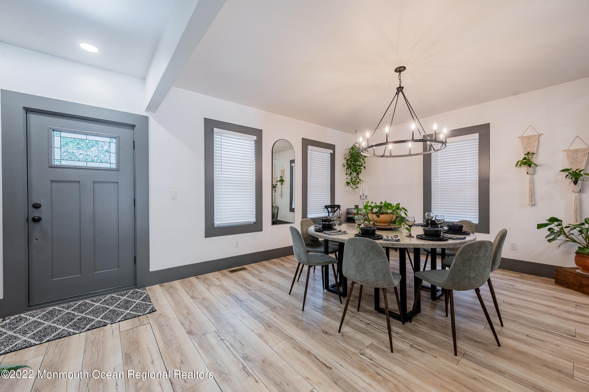 111 Bethany Road Holmdel, NJ 07733 - Photo 6 of 39 Dining 2