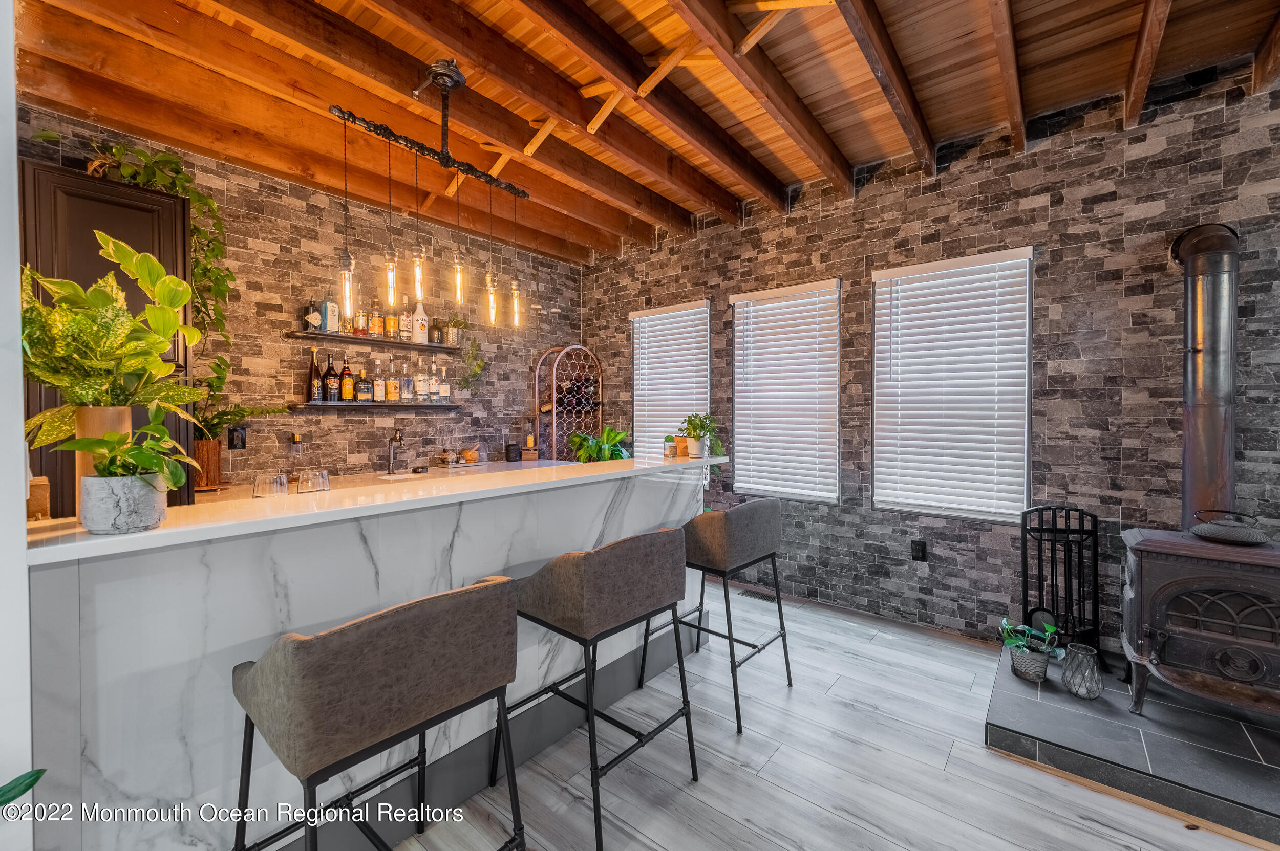 111 Bethany Road Holmdel, NJ 07733 - Photo 9 of 39 Bar 2
