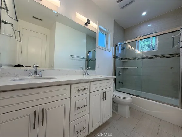 $3,100 | 237 Andre Street, Unit 1/2, Monrovia, CA 91016