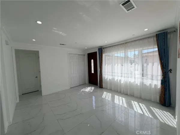 $3,100 | 237 Andre Street, Unit 1/2, Monrovia, CA 91016