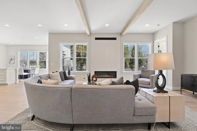 $2,118,500 | 9211 Kilmarnock Drive, Fairfax, VA 22031