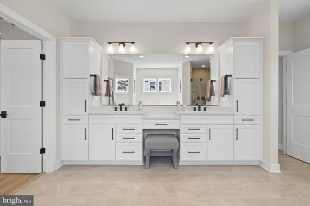 $2,118,500 | 9211 Kilmarnock Drive, Fairfax, VA 22031