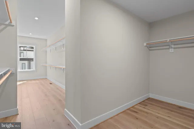 $2,118,500 | 9211 Kilmarnock Drive, Fairfax, VA 22031