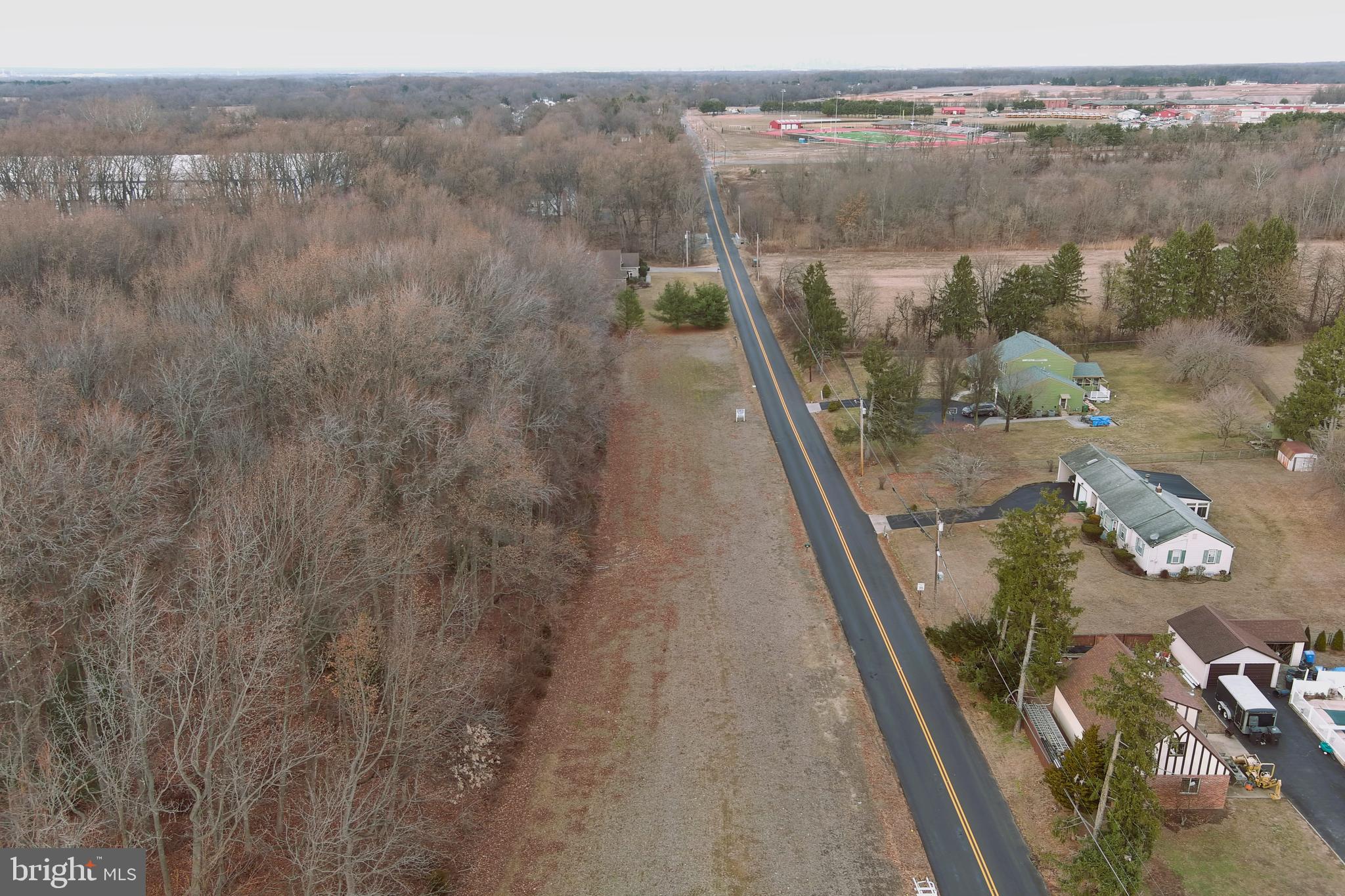 10-26 Garwin Road Swedesboro, NJ 08085 - Photo 8 of 10 a view of a lake from a balcony