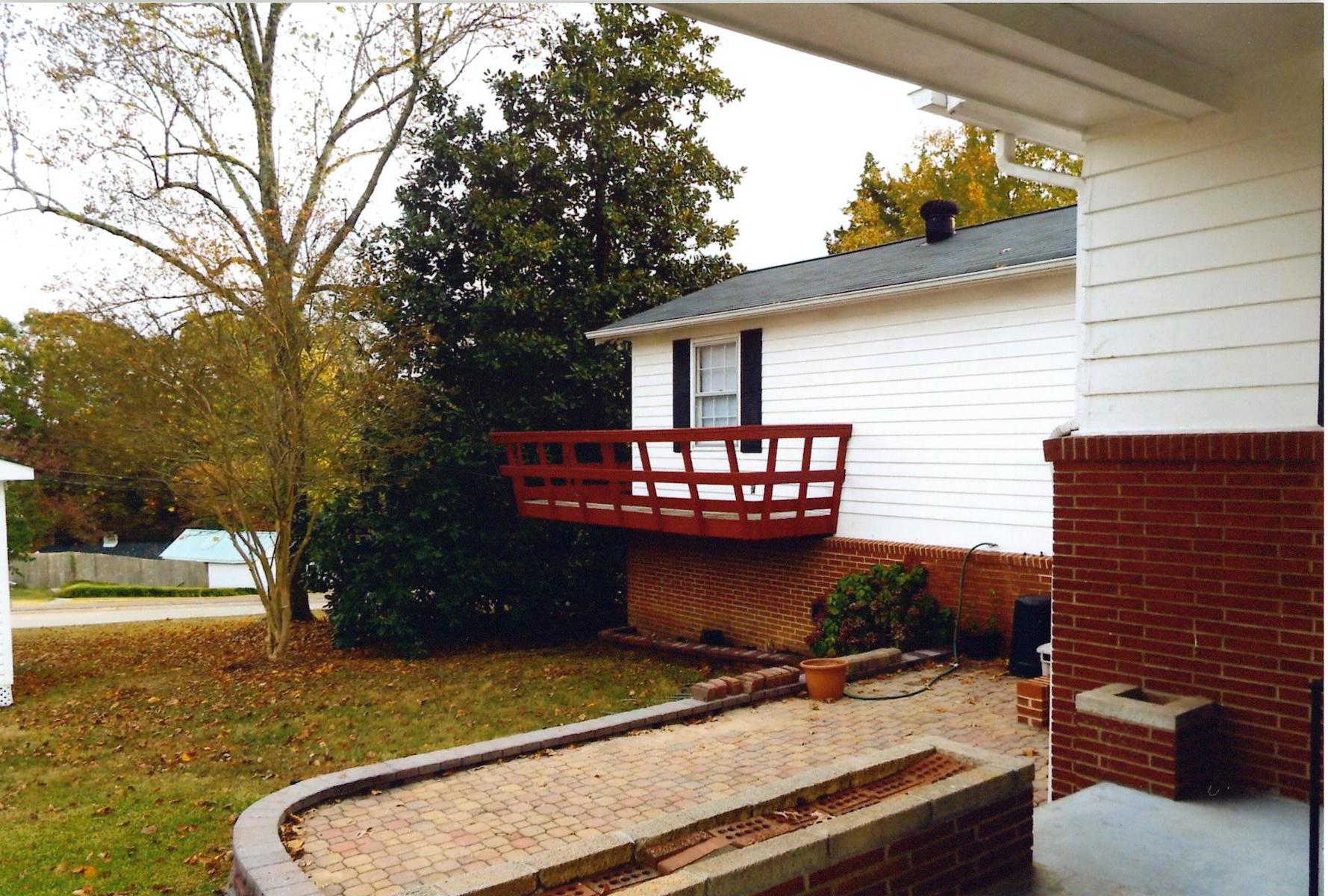 103 Olney Lane Oak Ridge, TN 37830 - Photo 3 of 15 4