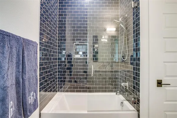 a bathroom with a bathtub