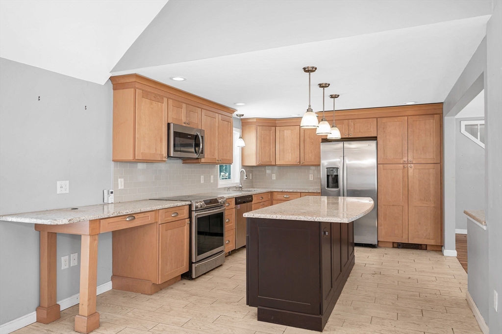 58 Campus Road Methuen, MA 01844 - Photo 7 of 36 Gallery Image 7