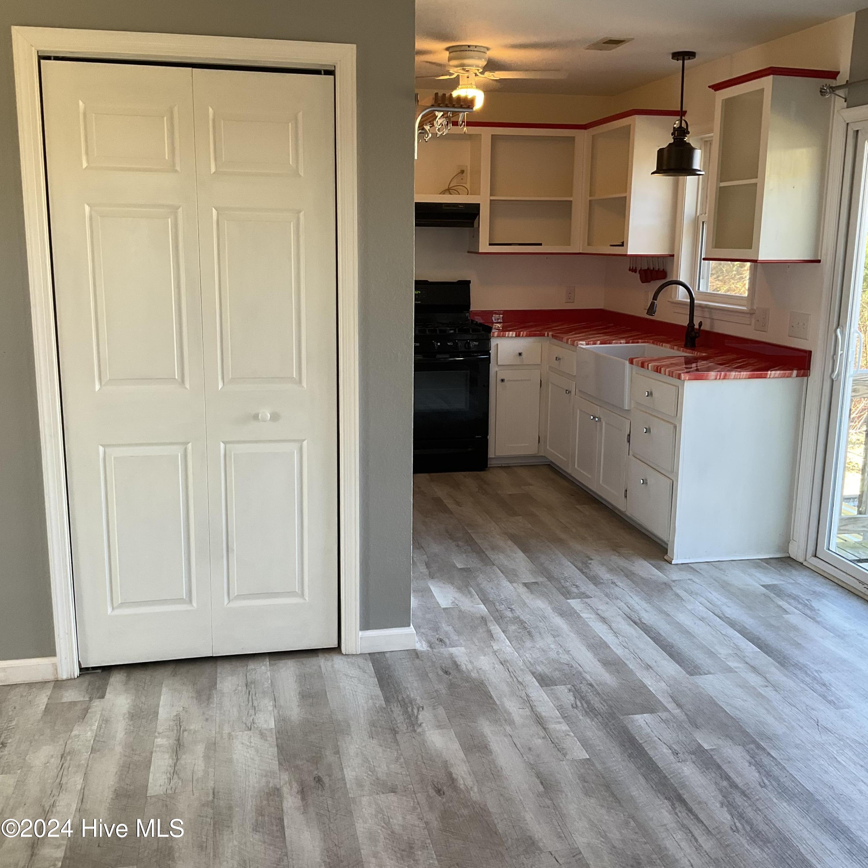 189 Barco Road Barco, NC 27917 - Photo 31 of 48 Kitchen View