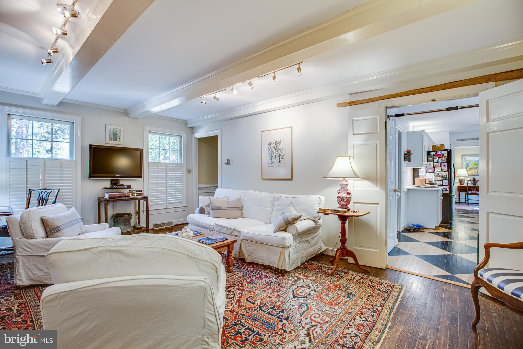 20 Aiken Road Fredericksburg, VA 22405 - Photo 14 of 33 a living room with furniture and a flat screen tv