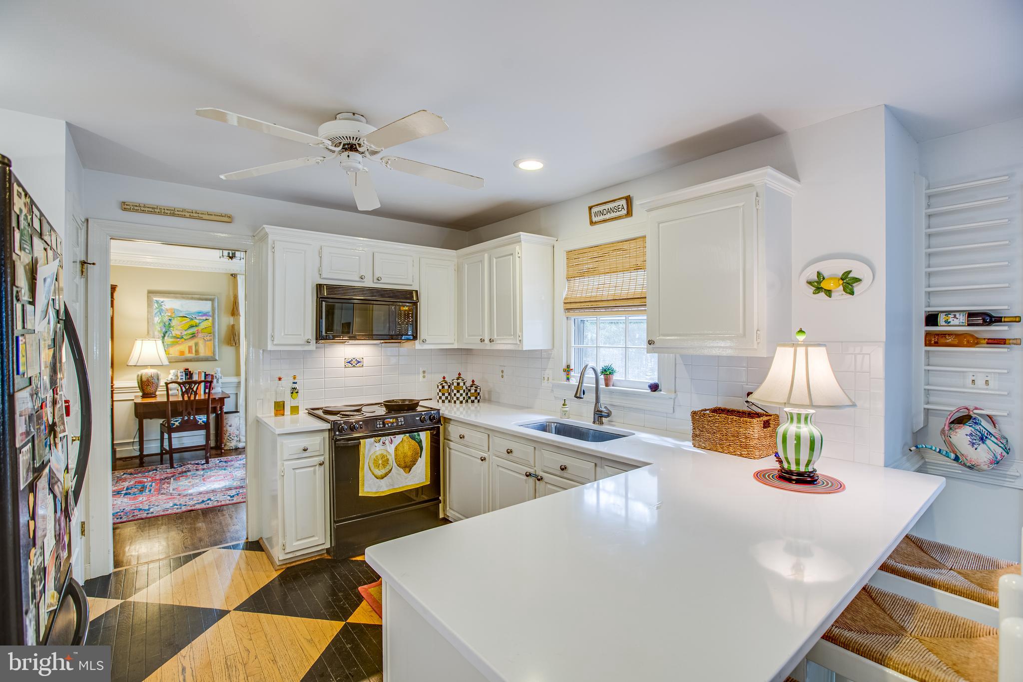 20 Aiken Road Fredericksburg, VA 22405 - Photo 2 of 33 a kitchen with a stove a sink dishwasher and a refrigerator with wooden floor
