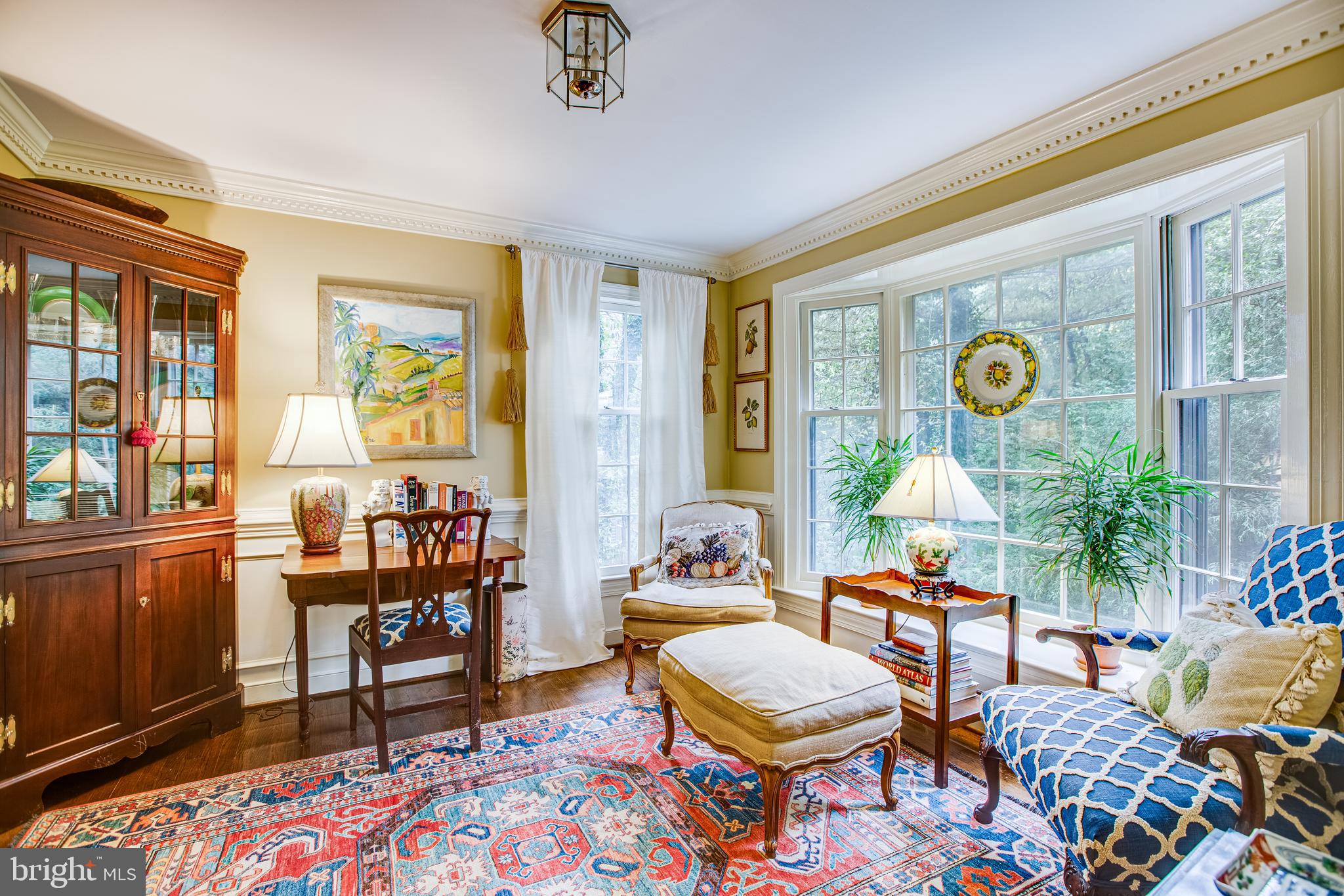 20 Aiken Road Fredericksburg, VA 22405 - Photo 10 of 33 a living room with furniture and a window