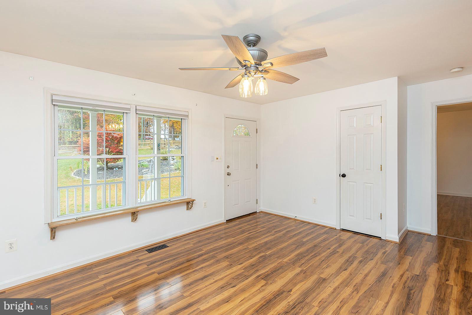 47 Willow Road Front Royal, VA 22630 - Photo 20 of 50 Living room has amazing flooring
