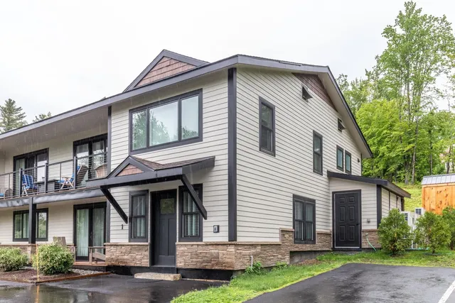 $749,000 | 2366 Mountain Road, Unit 1, Stowe, VT 05672