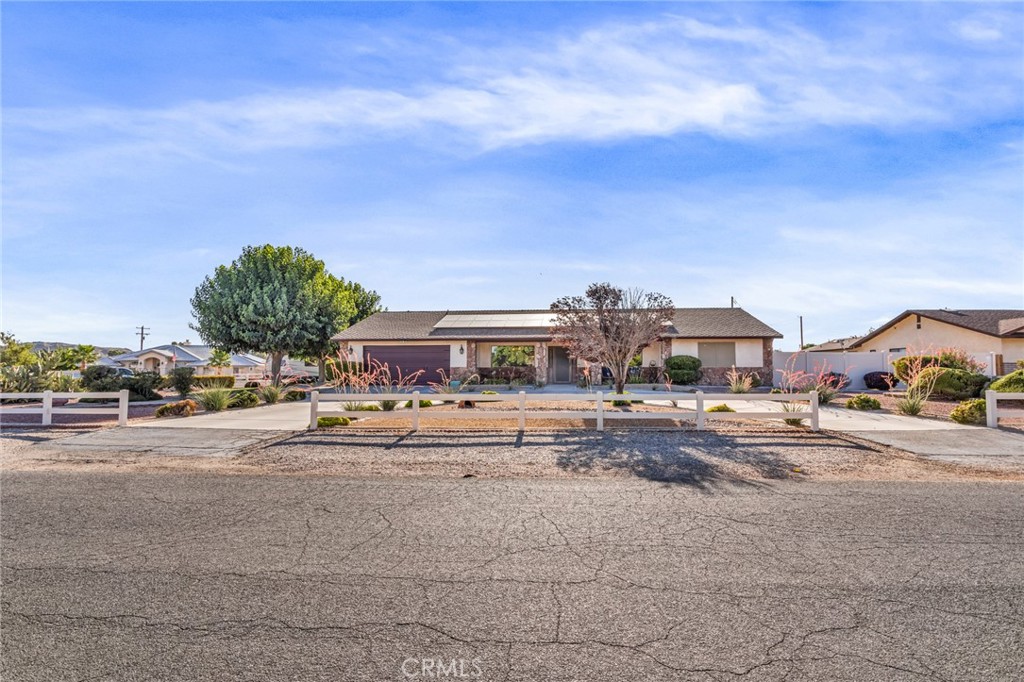 14281 Cronese Road Apple Valley, CA 92307 - Photo 1 of 1 Gallery Image 1