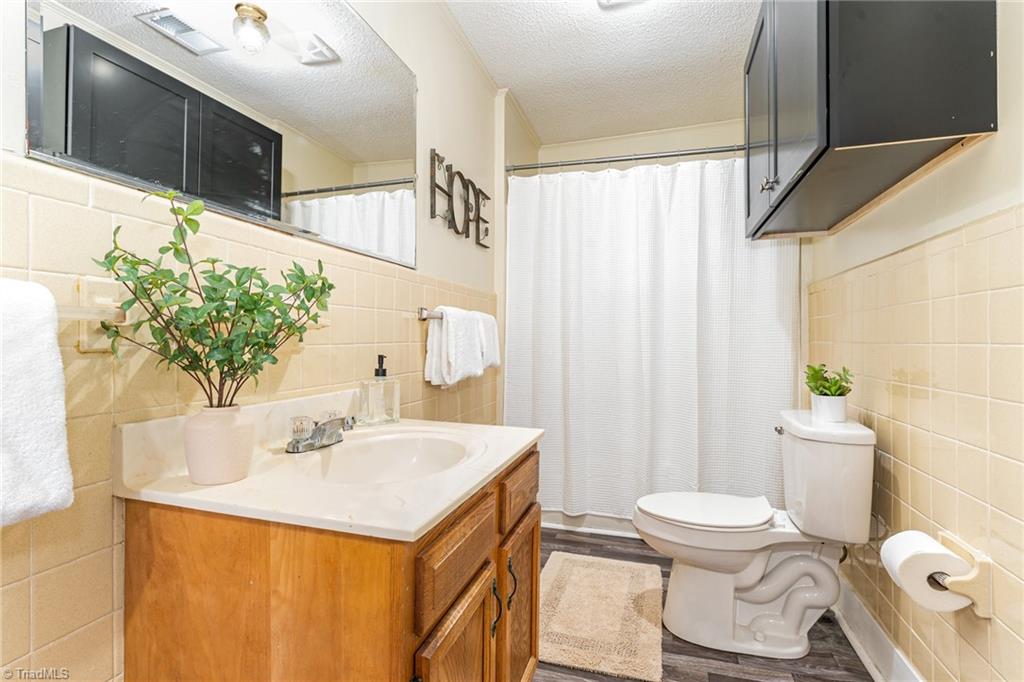 1005 Gordon Street High Point, NC 27260 - Photo 15 of 25