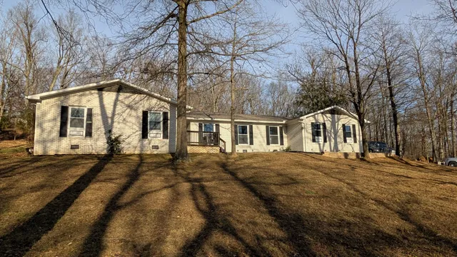 $380,000 | 800 Dodson Lane, Madisonville, KY 42431