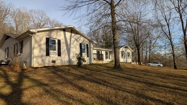 $380,000 | 800 Dodson Lane, Madisonville, KY 42431