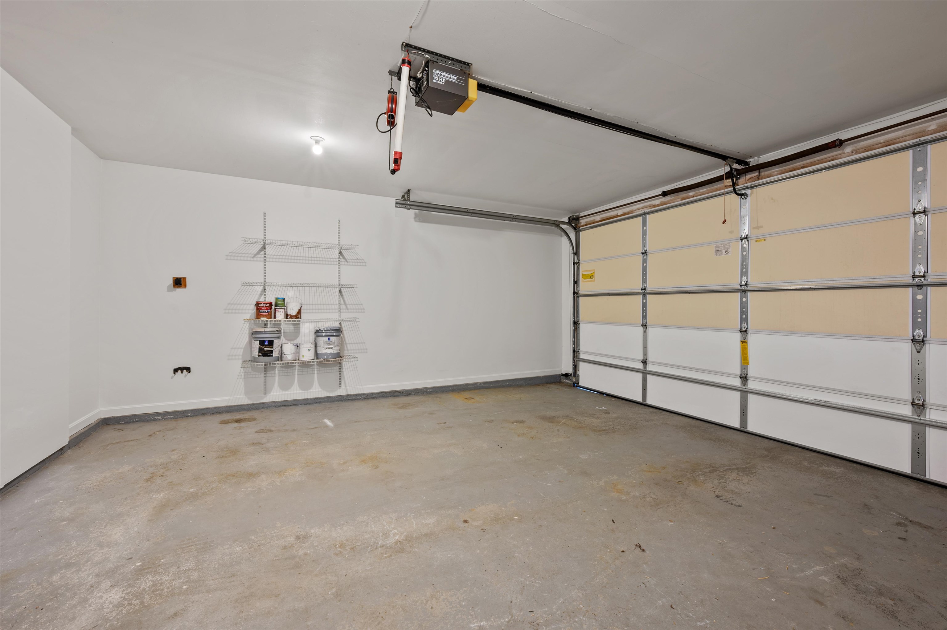 31 Henderson Road, Unit 5 Gilford, NH 03249 - Photo 16 of 24 Gallery Image 16