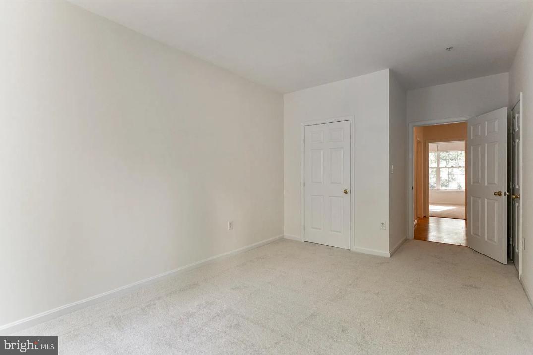 1300 K Windleaf Drive, Unit 154 Reston, VA 20194 - Photo 24 of 37