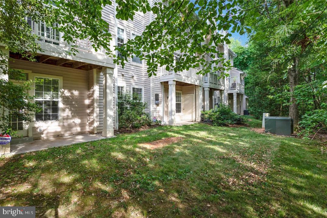 1300 K Windleaf Drive, Unit 154 Reston, VA 20194 - Photo 32 of 37