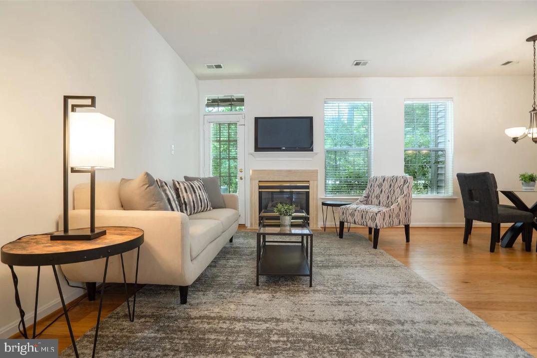 1300 K Windleaf Drive, Unit 154 Reston, VA 20194 - Photo 7 of 37