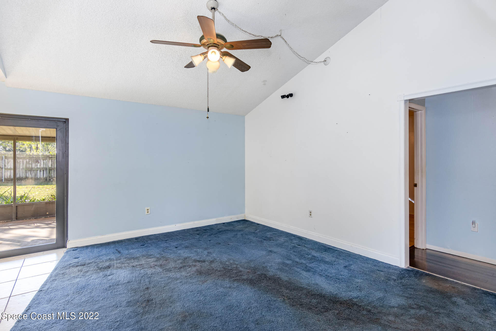 1060 Emerald Road Southeast Palm Bay, FL 32909 - Photo 4 of 20 3C7A6025-Edit