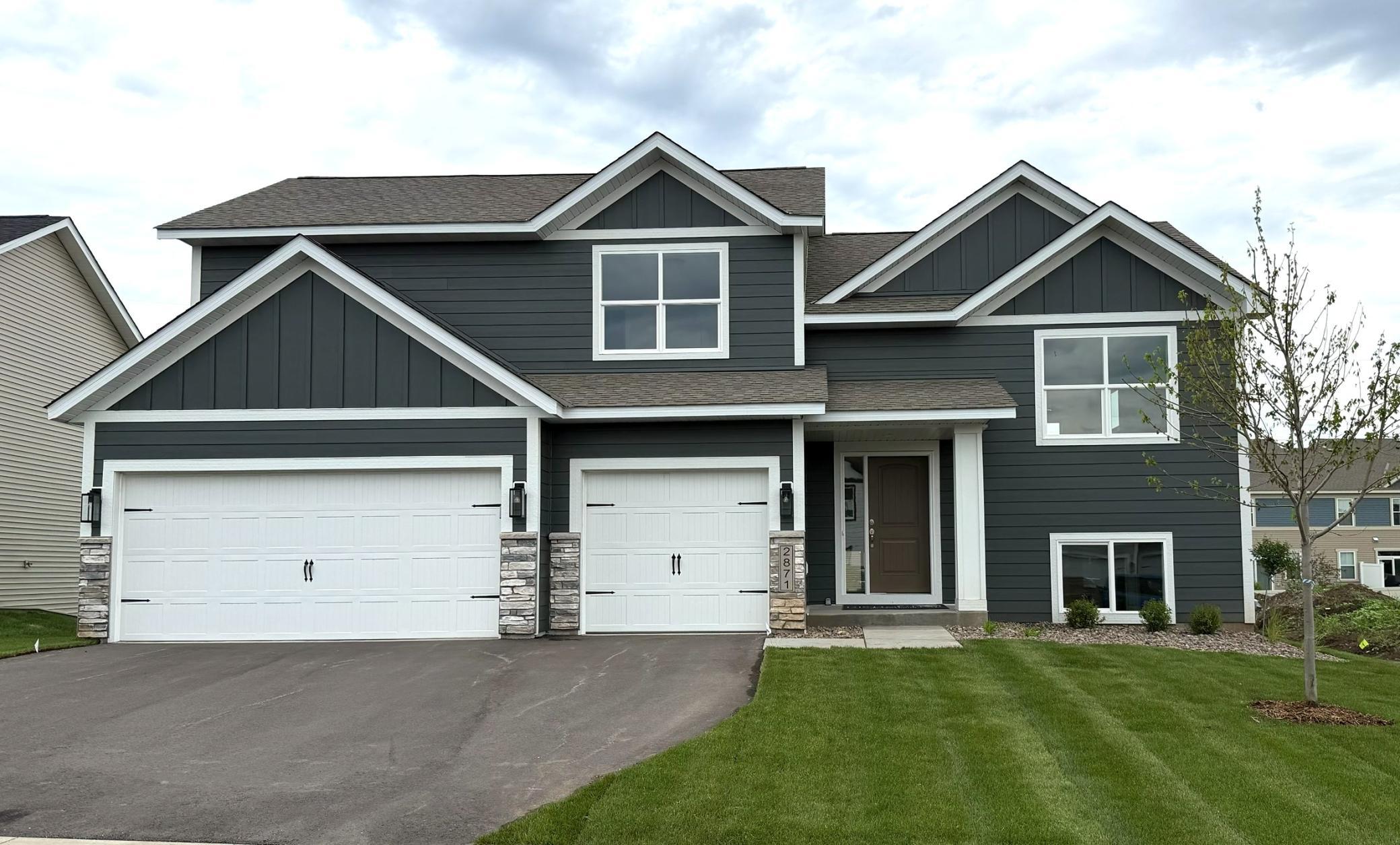 2885 Trinity Drive Shakopee, MN 55379 - Photo 1 of 28