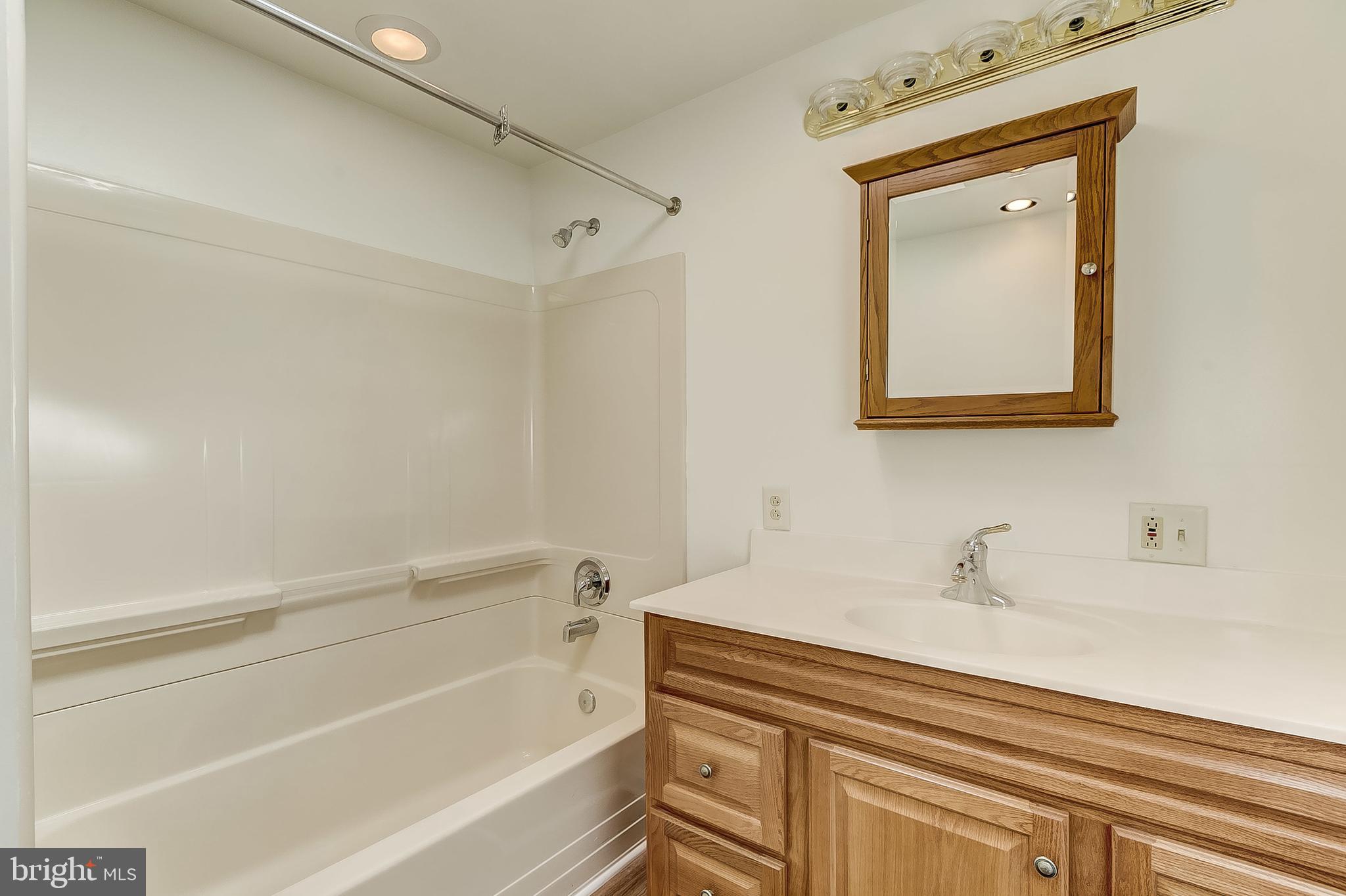3992 Roland Avenue Baltimore, MD 21211 - Photo 18 of 23