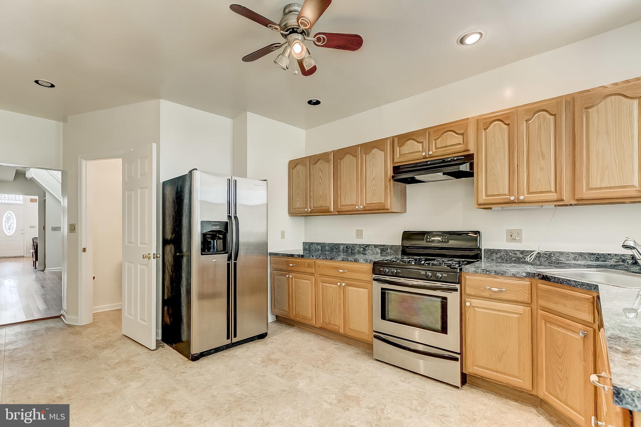 3992 Roland Avenue Baltimore, MD 21211 - Photo 9 of 23