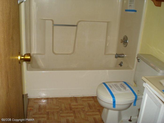 205 Decker Road Bushkill, PA 18324 - Photo 12 of 15 Main Bathroom