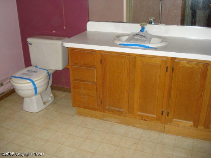 205 Decker Road Bushkill, PA 18324 - Photo 13 of 15 Bathroom 2