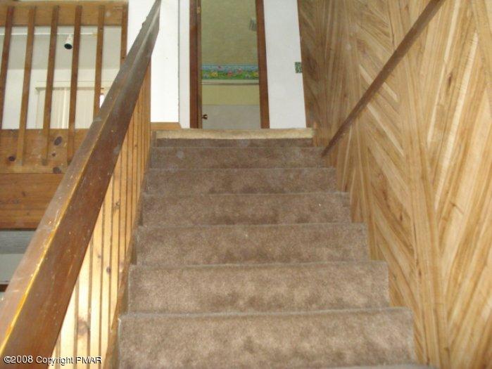 205 Decker Road Bushkill, PA 18324 - Photo 14 of 15 Stairs