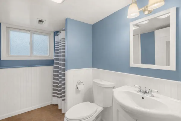 $375,000 | 543 Norman Drive, Cary, IL 60013