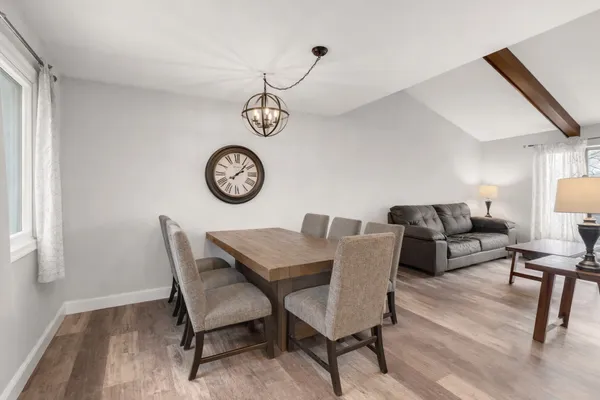 $375,000 | 543 Norman Drive, Cary, IL 60013