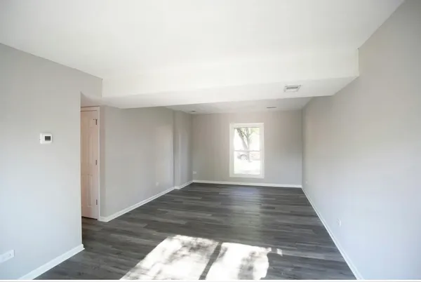 $2,800 | 805 Central Avenue, Matteson, IL 60443