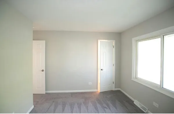 $2,800 | 805 Central Avenue, Matteson, IL 60443