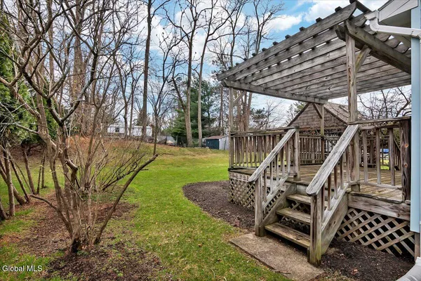 $434,900 | 21 Frances Lane, Bethlehem, NY 12203